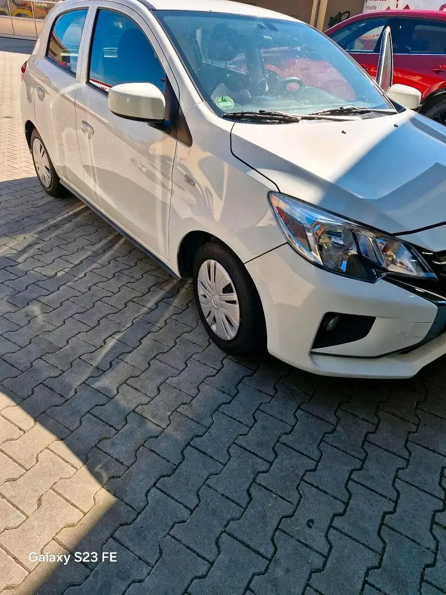 Gebraucht Mitsubishi Space Star 80 PS (58 kW) 2020 Weiß Kleinwagen