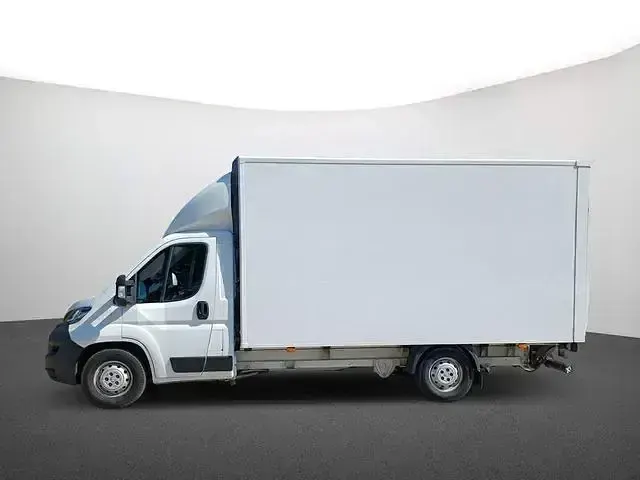 Gebraucht Peugeot Boxer 165 PS (121 kW) 2023 Weiss Van