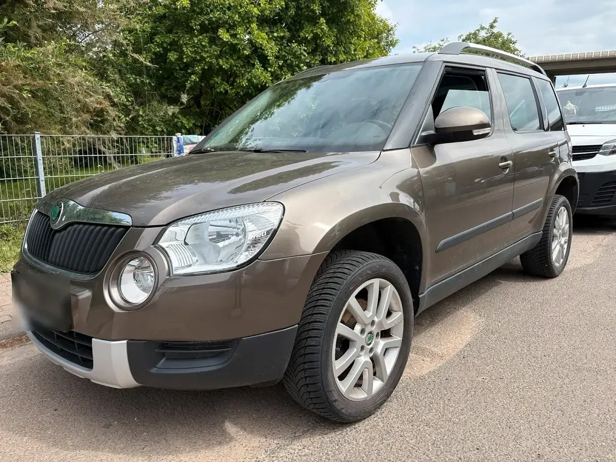 Gebraucht Skoda Yeti 152 PS (111 kW) 2012 Braun SUV