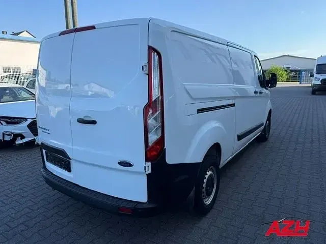 Gebraucht Ford Transit Custom Trend 105 PS (77 kW) 2022 Frostweiß Van / Kleinbus
