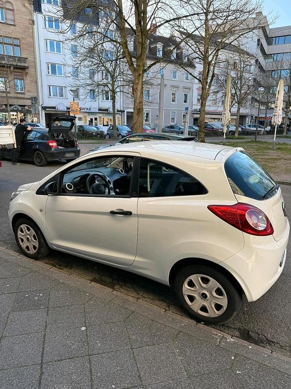 Gebraucht Ford Ka 65 PS (47 kW) 2009 Kleinwagen
