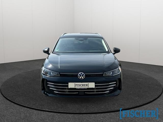 Gebraucht VW Passat Elegance 204 PS (150 kW) 2024 Schwarz Limousine