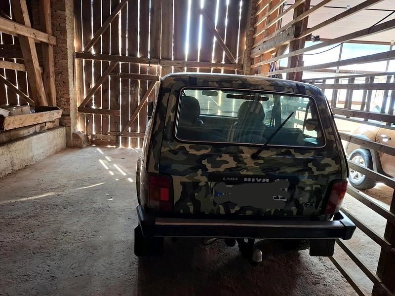 Gebraucht Lada niva 82 PS (60 kW) 2003 Andere farben SUV