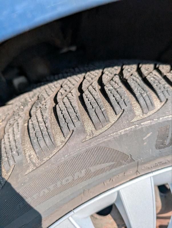 Gebraucht Ford Focus 100 PS (73 kW) 2012 Blau Kombi