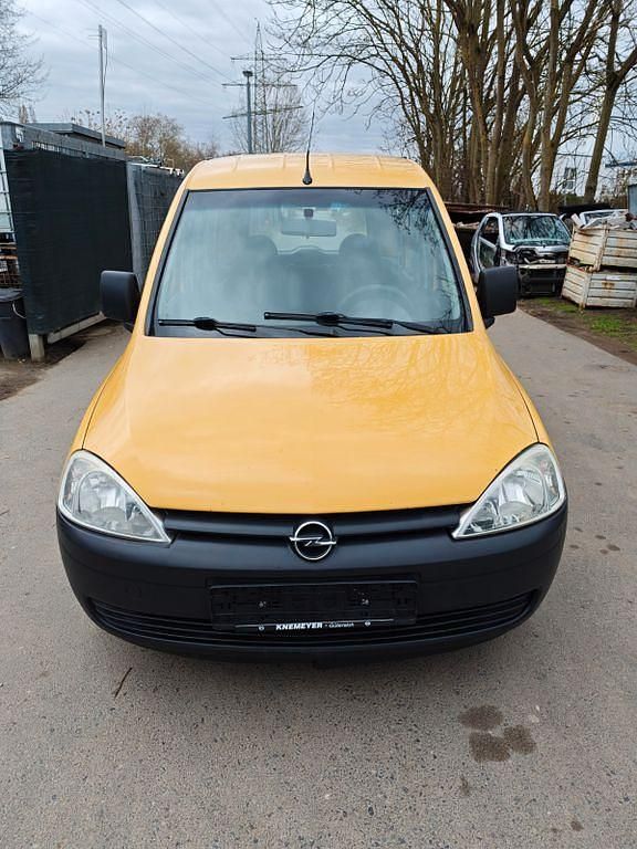 Gebraucht Opel Combo 97 PS (71 kW) 2006 Gelb Van / Kleinbus