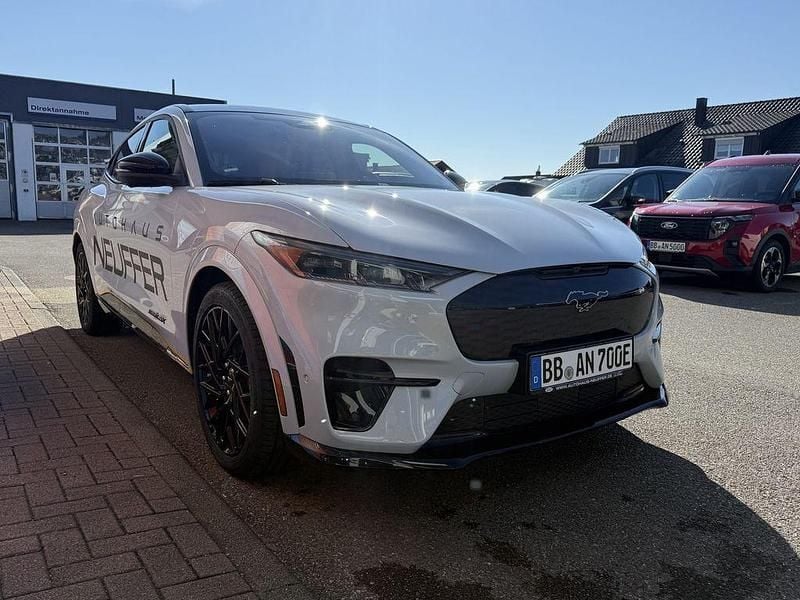 Gebraucht Ford Mustang Mach-E GT 358 kW (487 PS) 2023 Space white SUV