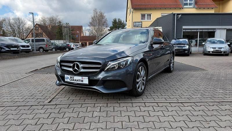 Gebraucht Mercedes C180 Avantgarde 156 PS (114 kW) 2015 Grau Limousine