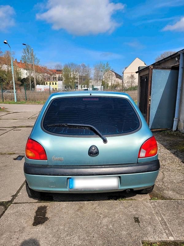 Gebraucht Ford Fiesta 60 PS (44 kW) 2002 Blau Kleinwagen