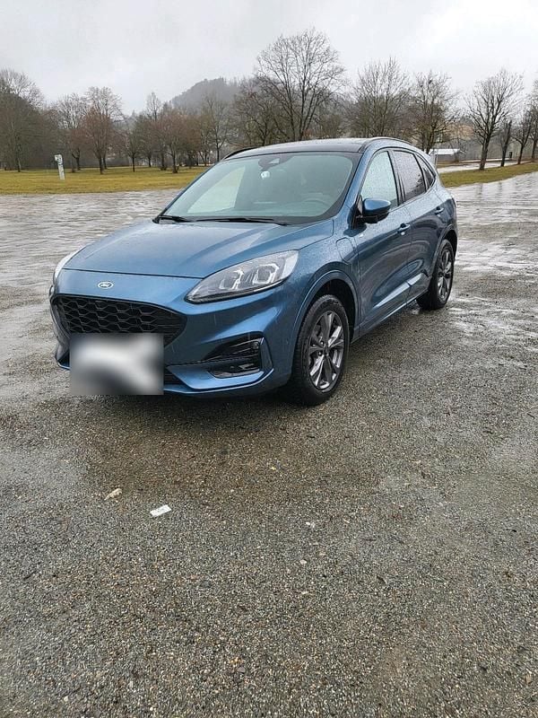 Gebraucht Ford Kuga ST-Line 224 PS (164 kW) 2022 Andere farben SUV