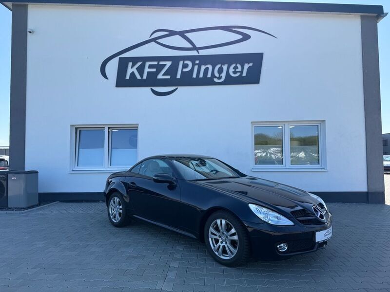 Blau Gebraucht 2009 Mercedes SLK200 Cabrio | 12.999 € (Fairer Preis) - Bild 1/4