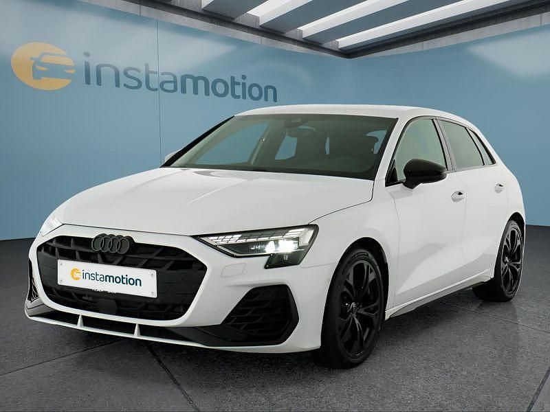 Weiß Gebraucht 2025 Audi S3 Sportback Kleinwagen | 49.199 € - Bild 1/4
