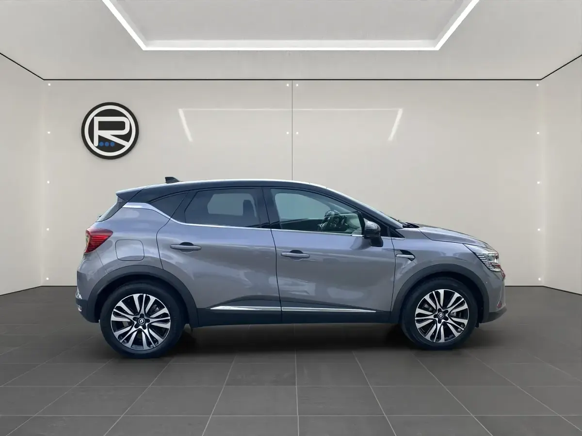 Gebraucht Renault Captur Initiale Paris 158 PS (116 kW) 2021 Grau SUV