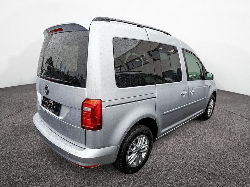 Gebraucht VW Caddy Comfortline 102 PS (75 kW) 2020 Reflexsilber Van / Kleinbus