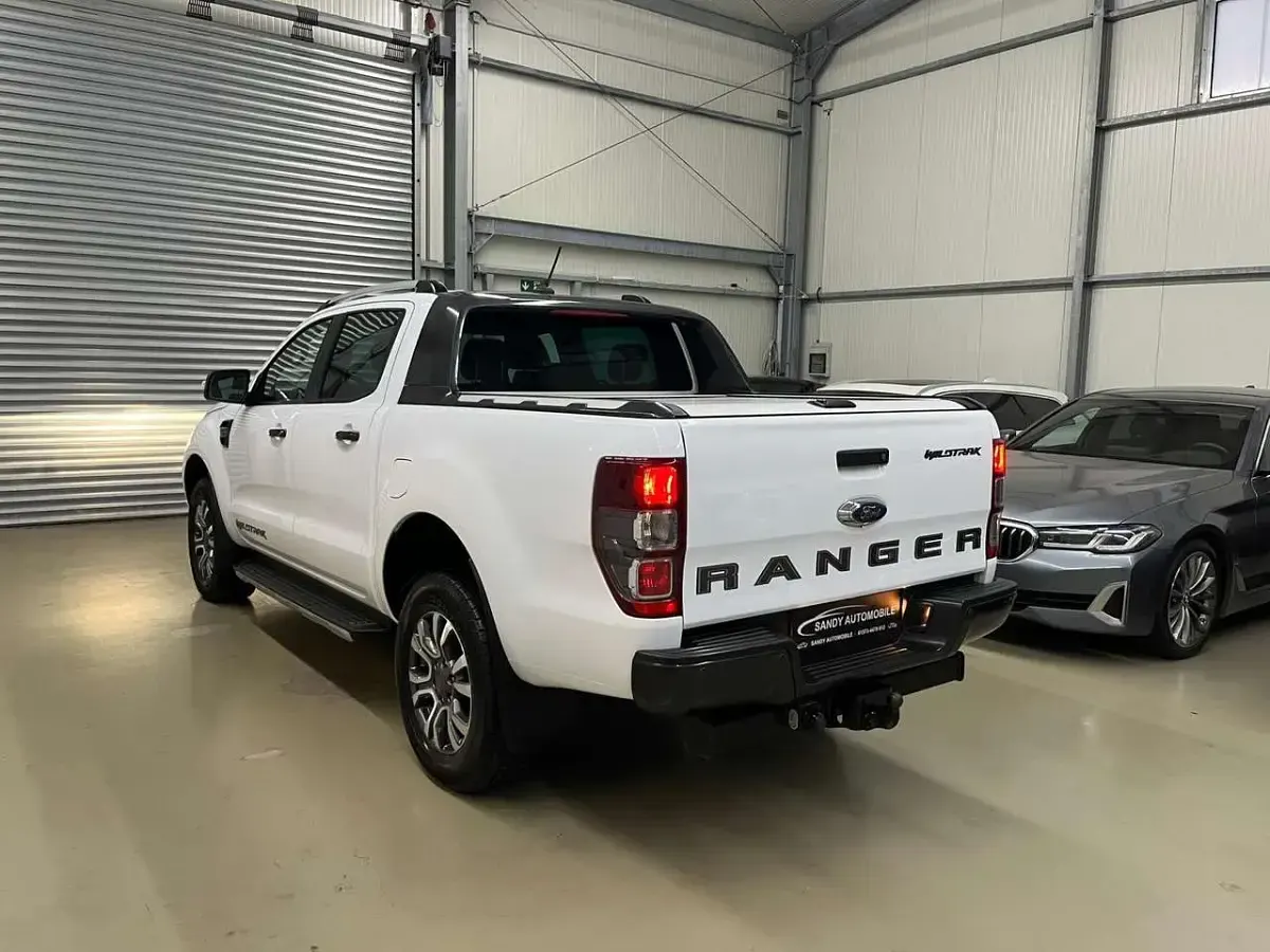 Usata Ford Ranger Wildtrack 212 CV (155 kW) 2022 Bianco Pick-up