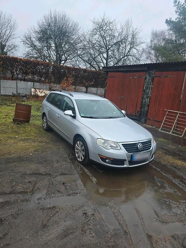 Gebraucht VW Passat 140 PS (102 kW) 2008 Silber Kombi