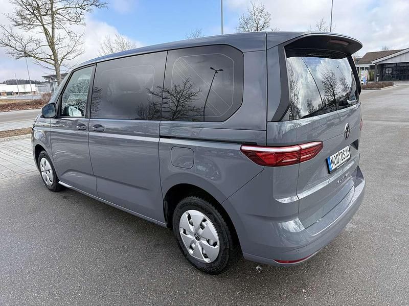 Gebraucht VW Multivan 150 PS (110 kW) 2025 Van