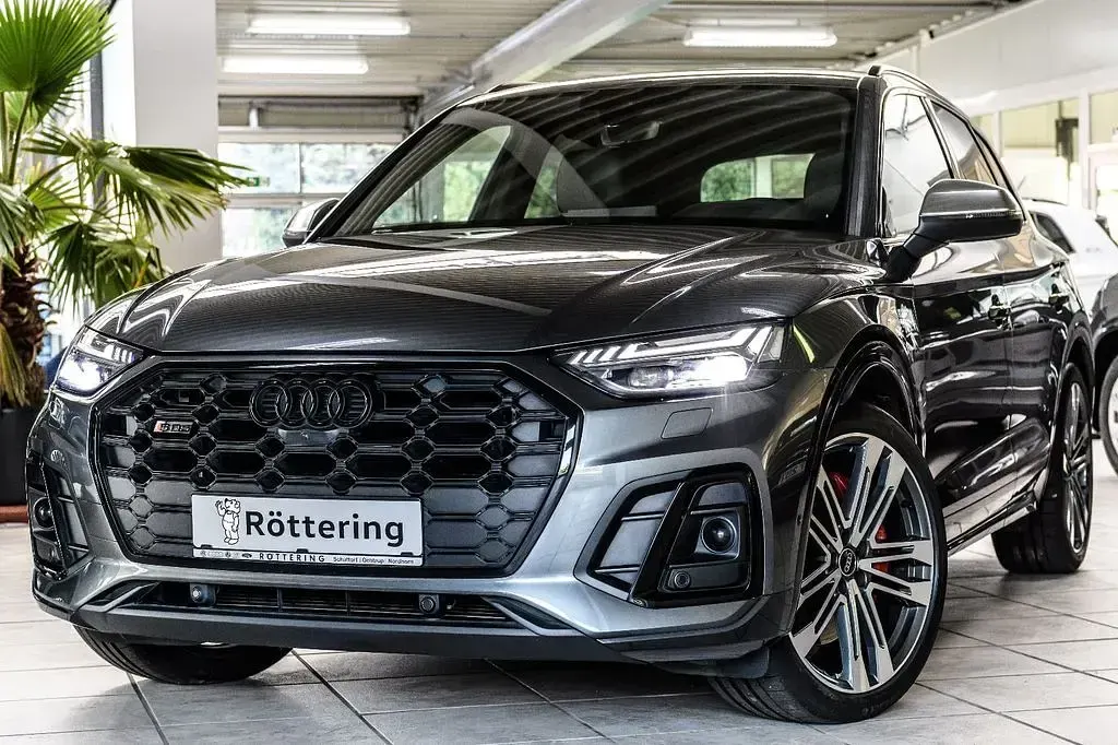 Używany Audi SQ5 Basis 341 KM (250 kW) 2022 Szary SUV