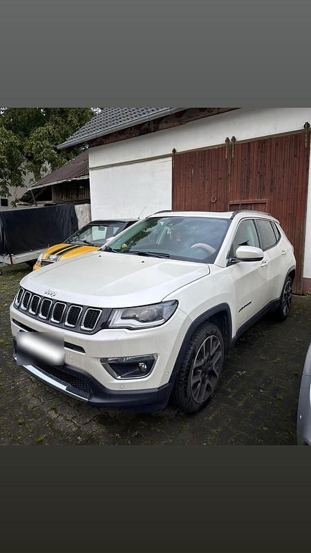 Second-hand Jeep Compass 192 CP (141 kW) 2018 Alb SUV