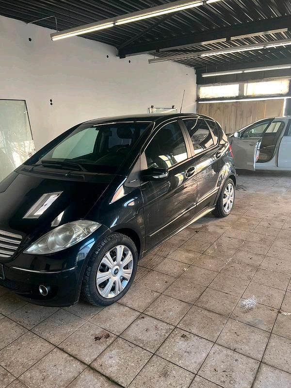 Gebraucht Mercedes A200 140 PS (102 kW) 2005 Schwarz Kleinwagen