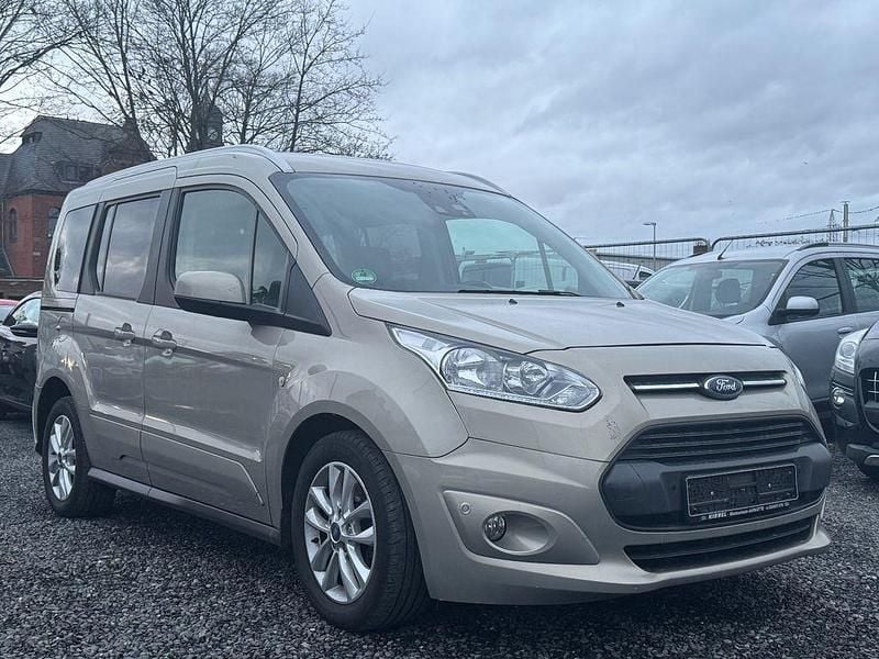 Grau Gebraucht 2016 Ford Tourneo Titanium Van / Kleinbus | 7.800 € (Fairer Preis) - Bild 1/4
