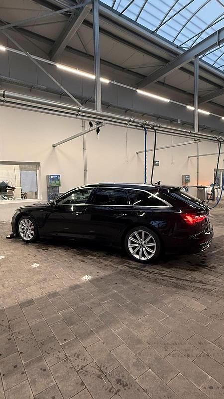 Gebraucht Audi A6 S-Line 367 PS (269 kW) 2021 Schwarz Kombi