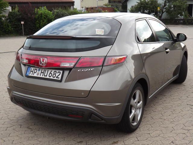 Gebraucht Honda Civic 83 PS (61 kW) 2007 Grün metallic Limousine
