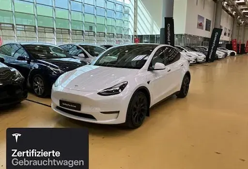 Usata Tesla Model Y 273 kW (372 CV) 2023 Bianco SUV