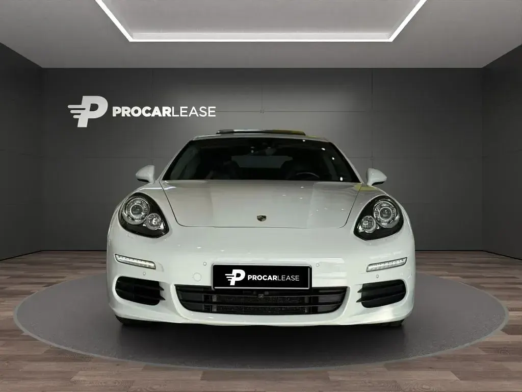 Gebraucht Porsche Panamera 416 PS (305 kW) 2014 Weiß Kleinwagen