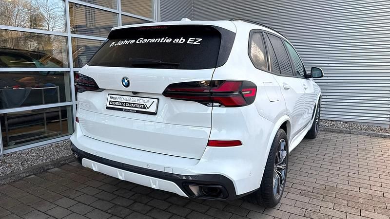 Gebraucht BMW X5 Efficient Dynamics 340 PS (250 kW) 2025 Alpinweiß uni SUV