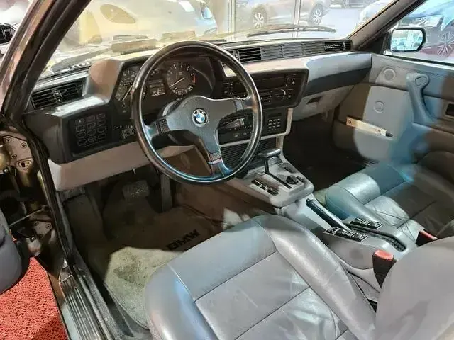 Gebraucht BMW 635 Sport Line 185 PS (136 kW) 1987 Silber metallic Coupé