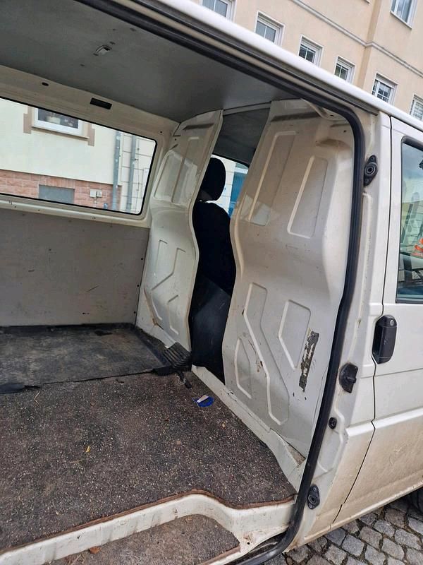 Gebraucht VW Transporter 115 PS (84 kW) 2002 Weiß Van