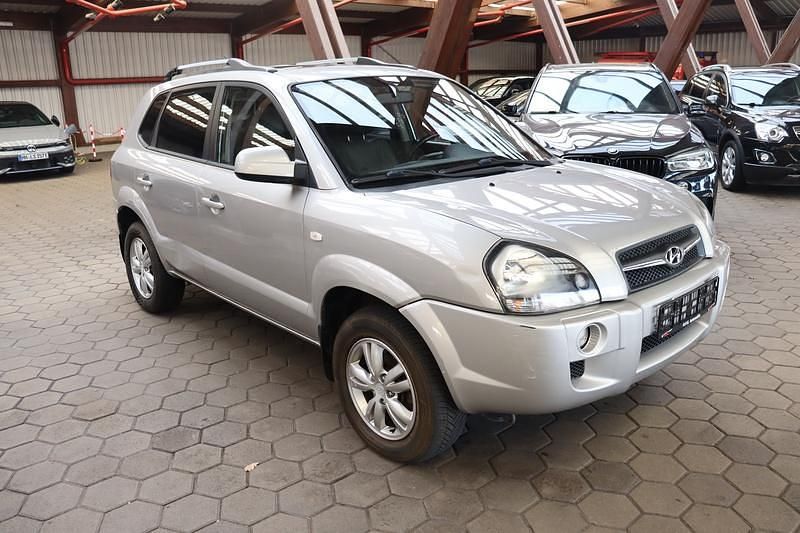 Gebraucht Hyundai Tucson GLS 150 PS (110 kW) 2009 Grau SUV