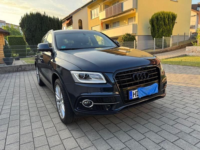 Blau Gebraucht 2016 Audi Q5 Comfort SUV | 20.490 € (Fairer Preis) - Bild 1/4