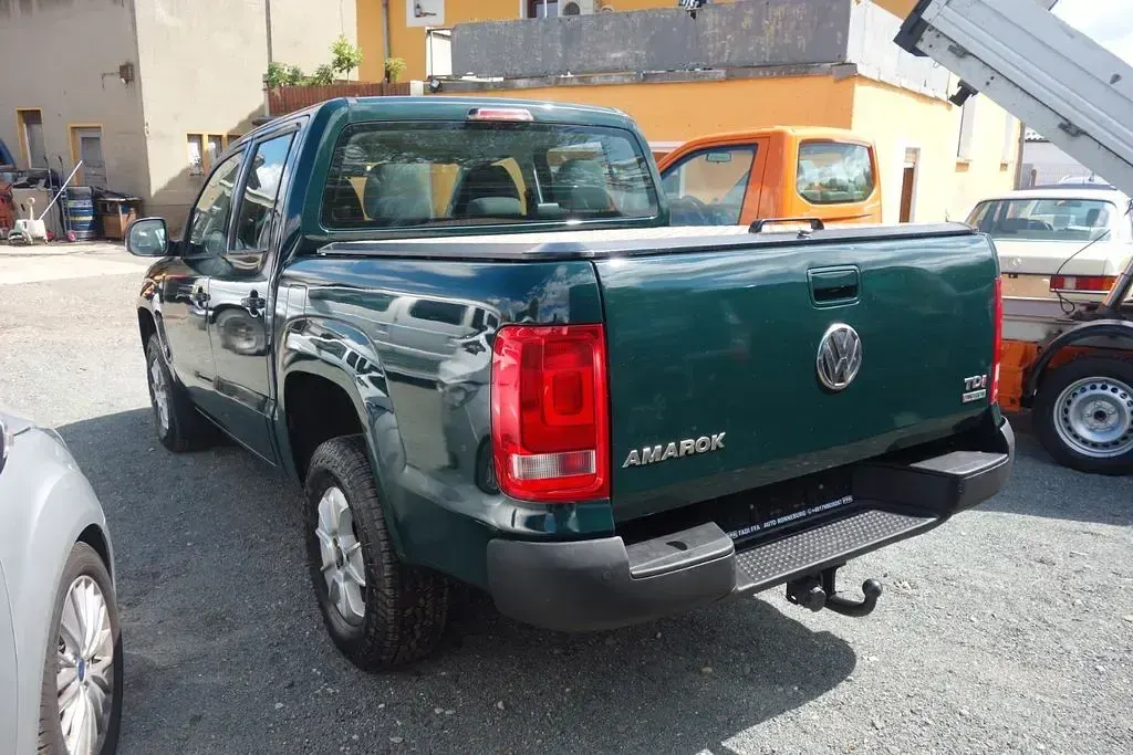 Gebraucht VW Amarok Trendline 122 PS (89 kW) 2011 Grün Pickup