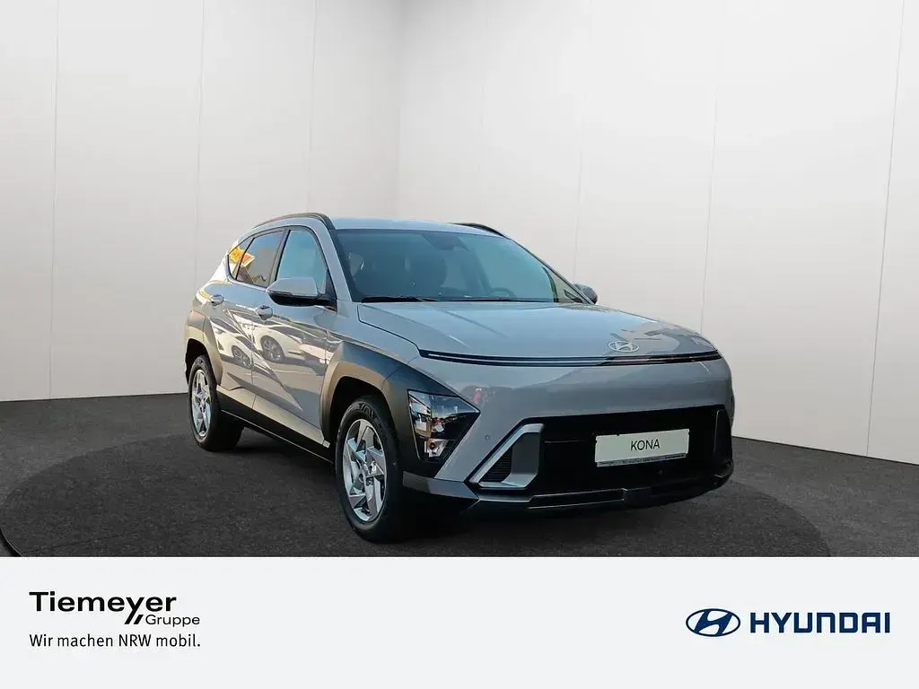 Neu Hyundai Kona Trend 150 PS (110 kW) 2025 Schwarz SUV