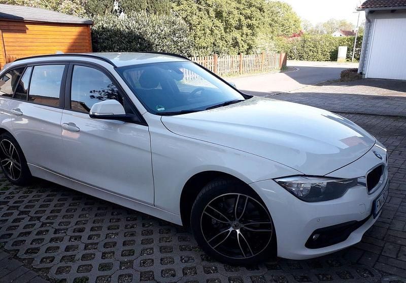 Gebraucht BMW 320 190 PS (139 kW) 2017 Weiß Kombi