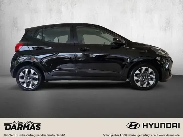 Gebraucht Hyundai i10 Trend 79 PS (58 kW) 2025 Schwarz Kleinwagen