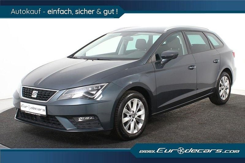 Grau Gebraucht 2020 Seat Leon ST Kombi | 12.850 € (Fairer Preis) - Bild 1/4