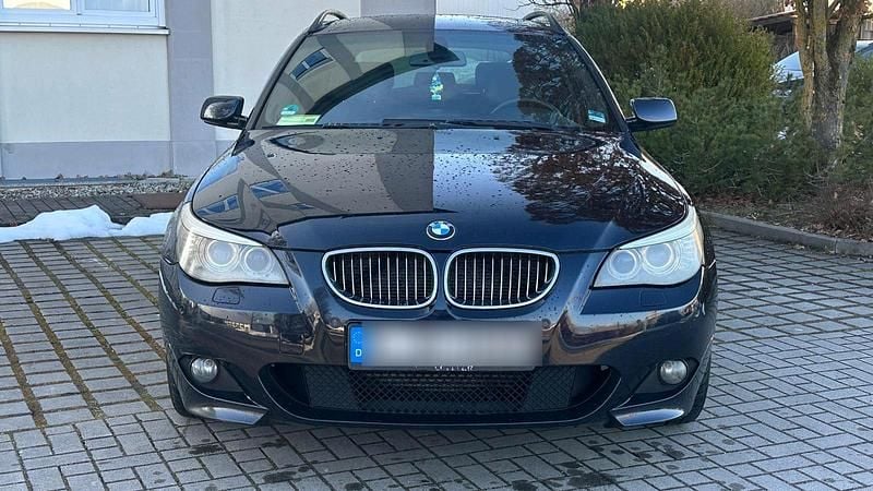 Gebraucht BMW 530 M Sport 235 PS (172 kW) 2007 Schwarz Kombi