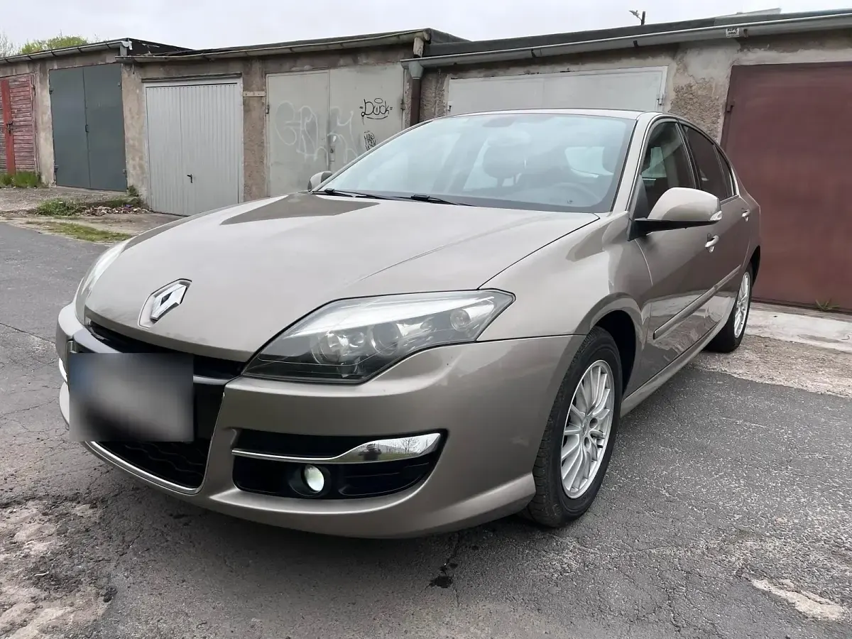 Gebraucht Renault Laguna III 140 PS (102 kW) 2012 Limousine