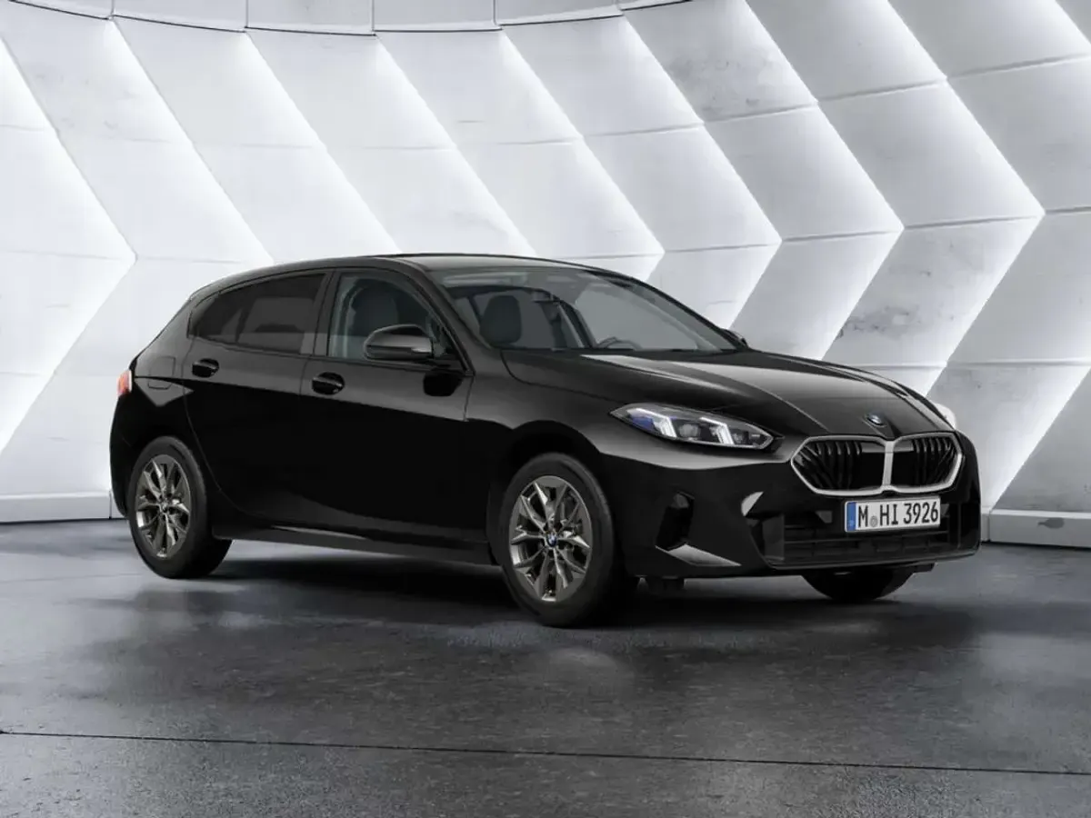 Neu BMW 120 170 PS (125 kW) 2026 Schwarz ii Kleinwagen