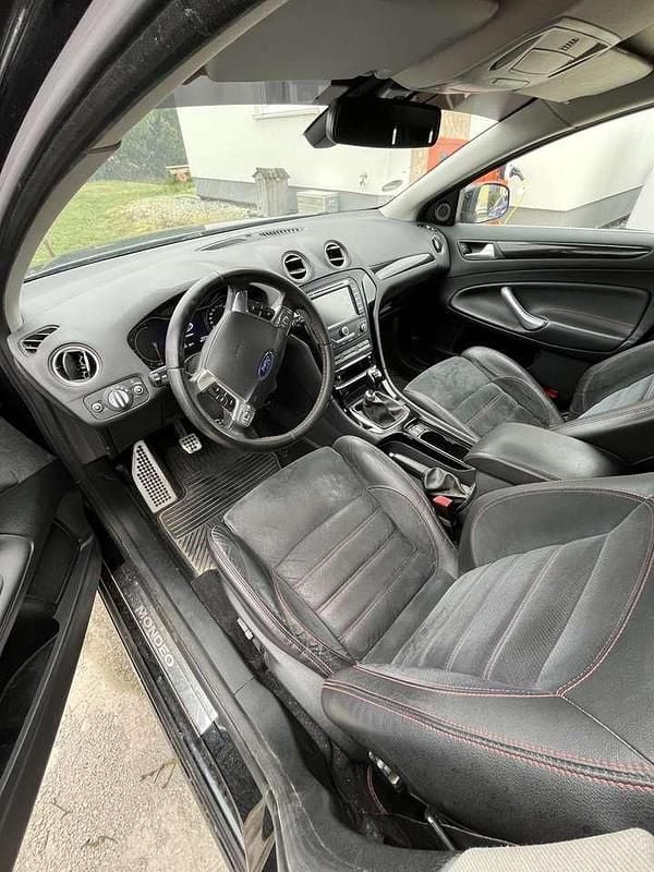 Gebraucht Ford Mondeo Titanium S 200 PS (147 kW) 2011 Schwarz Kombi