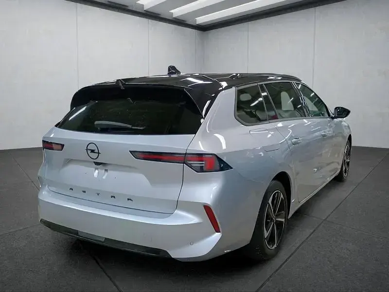 Gebraucht Opel Astra 131 PS (96 kW) 2025 Grau Kleinwagen