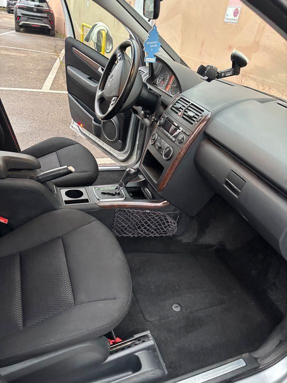 Gebraucht Mercedes A150 Elegance 95 PS (69 kW) 2005 Silber Van / Kleinbus