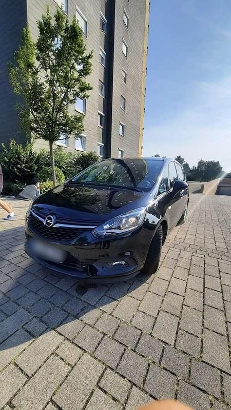 Gebraucht Opel Zafira Tourer Selection 140 PS (102 kW) 2017 Van / Kleinbus