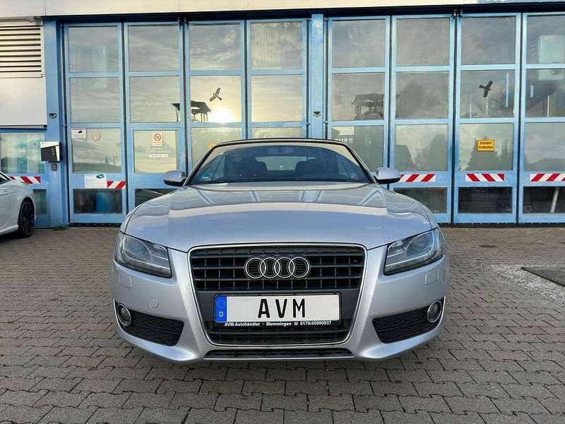 Gebraucht Audi A5 Cabriolet 160 PS (117 kW) 2011 Eissilber metallic Cabrio
