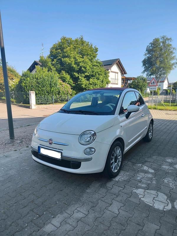 Weiß Gebraucht 2010 Fiat 500 Cabrio | 4.950 € (Fairer Preis) - Bild 1/4