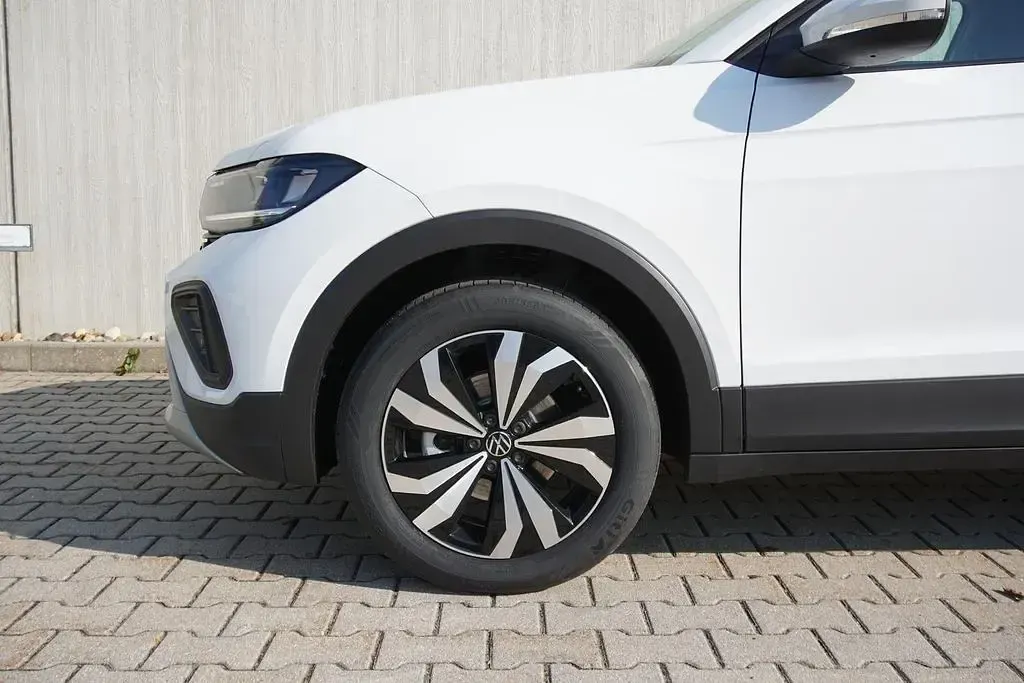 Neu VW T-Cross Basis 95 PS (69 kW) 2025 Pure white SUV
