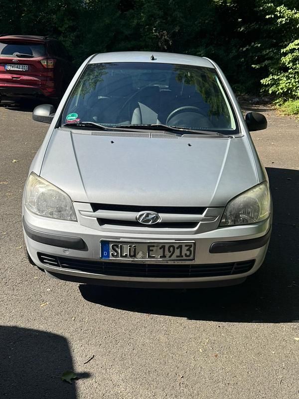Silber Gebraucht 2005 Hyundai Getz Kleinwagen | 500 € (Superpreis) - Bild 1/4