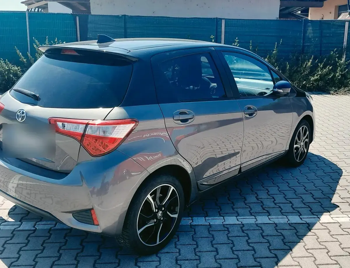 Gebraucht Toyota Yaris Style 111 PS (81 kW) 2018 Beige Kleinwagen